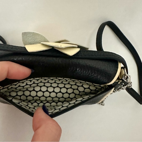 Vintage Brighton Leather Mini Stitched Flower Adjustable Crossbody Purse - Picture 10 of 16